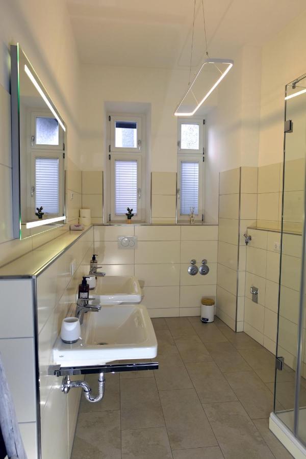 Denkmalgeschuetzte Grosse Boheme Altbauwohnung In Citylage Ландсхут Екстериор снимка